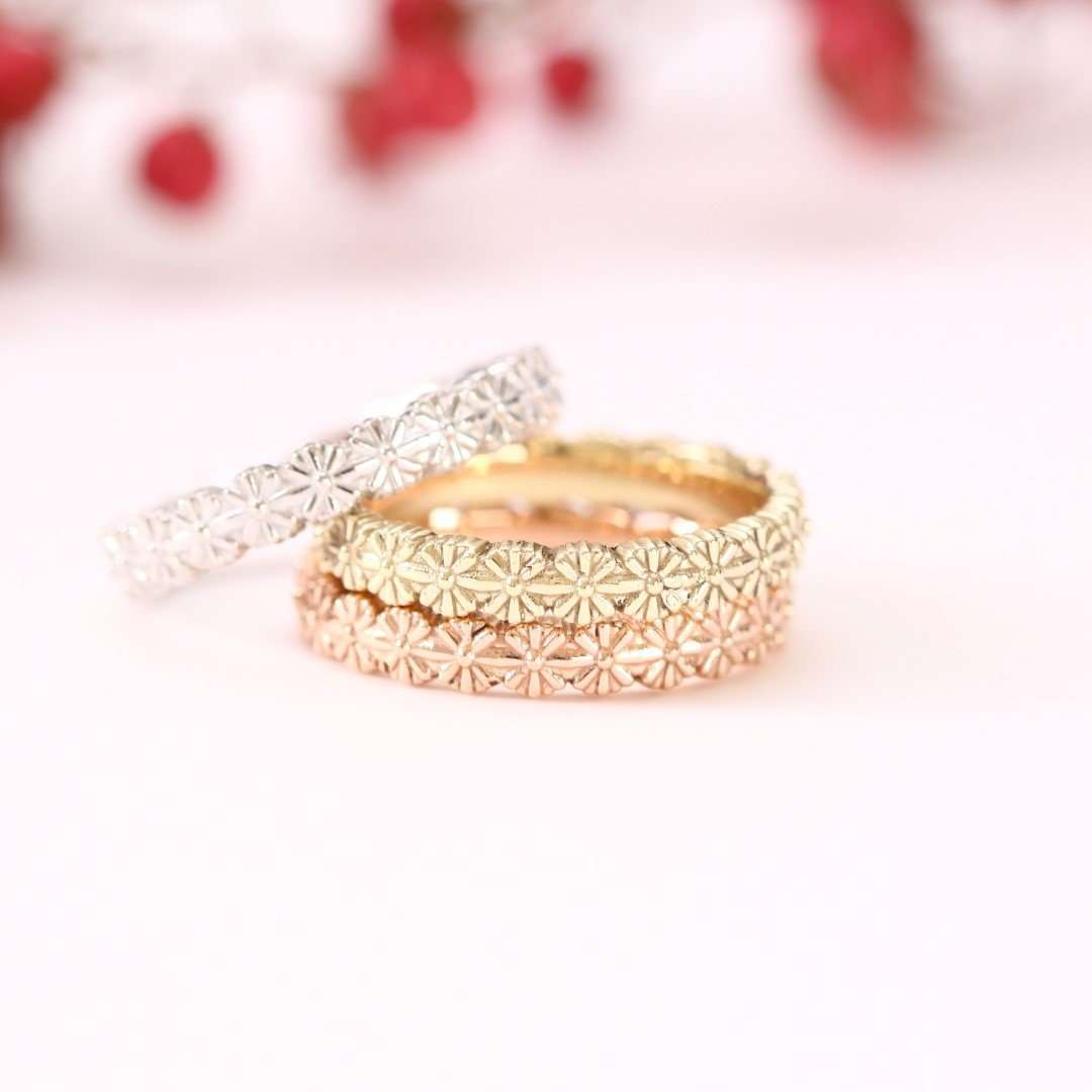 Daisy eternity wedding ring - Vinny & Charles
