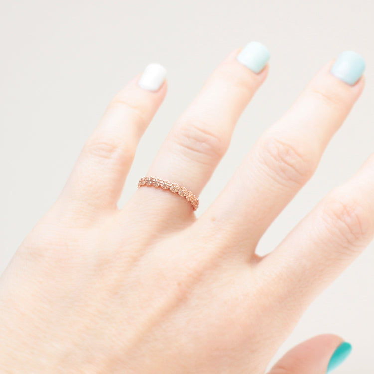 Daisy eternity wedding ring - Vinny & Charles