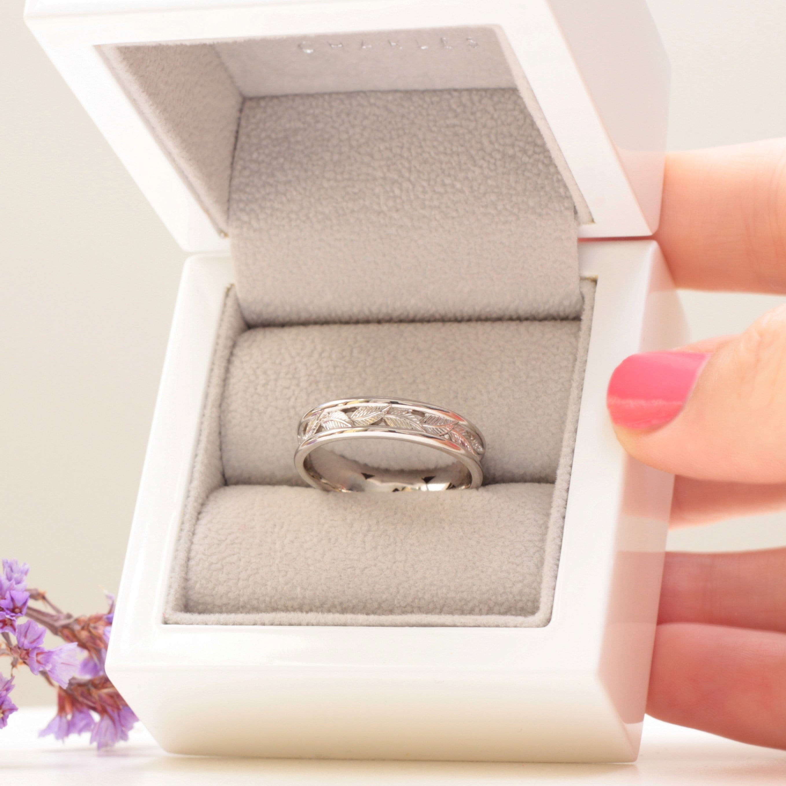 Eternity Leaf Wedding Ring Set - Vinny & Charles