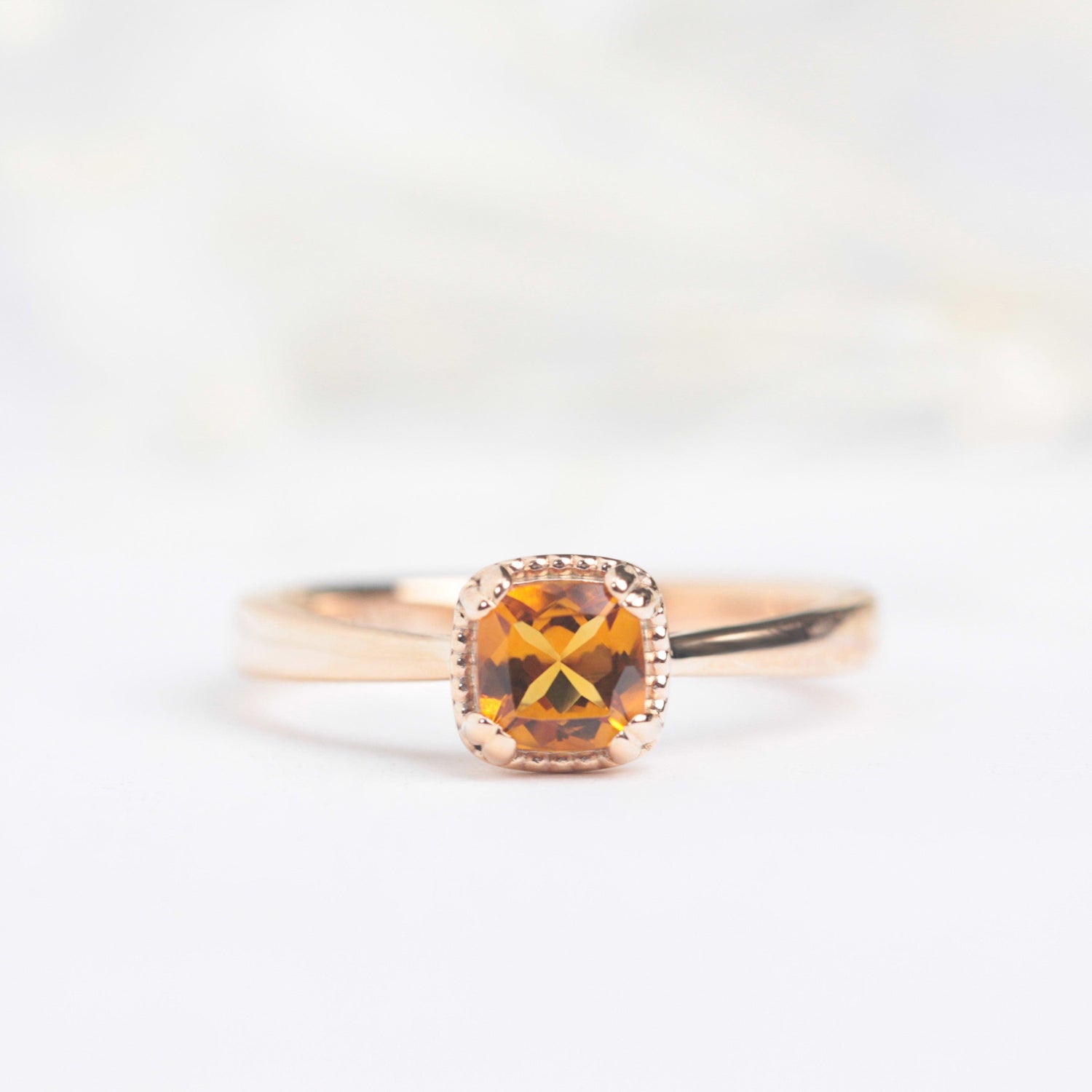 citrine gemstone ring gold